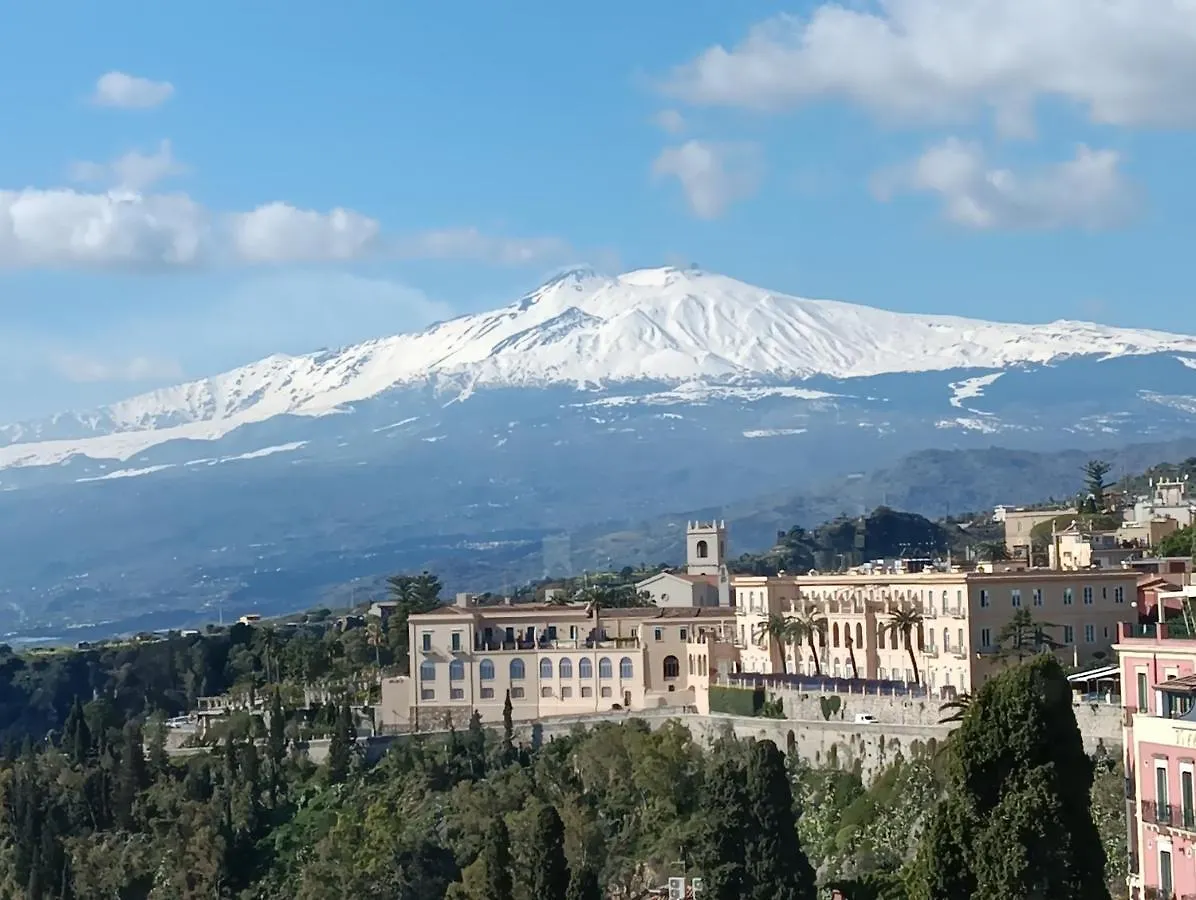 Aly Art Apartment Taormina Duomo, Gulf & Etna View 0*,  Italy